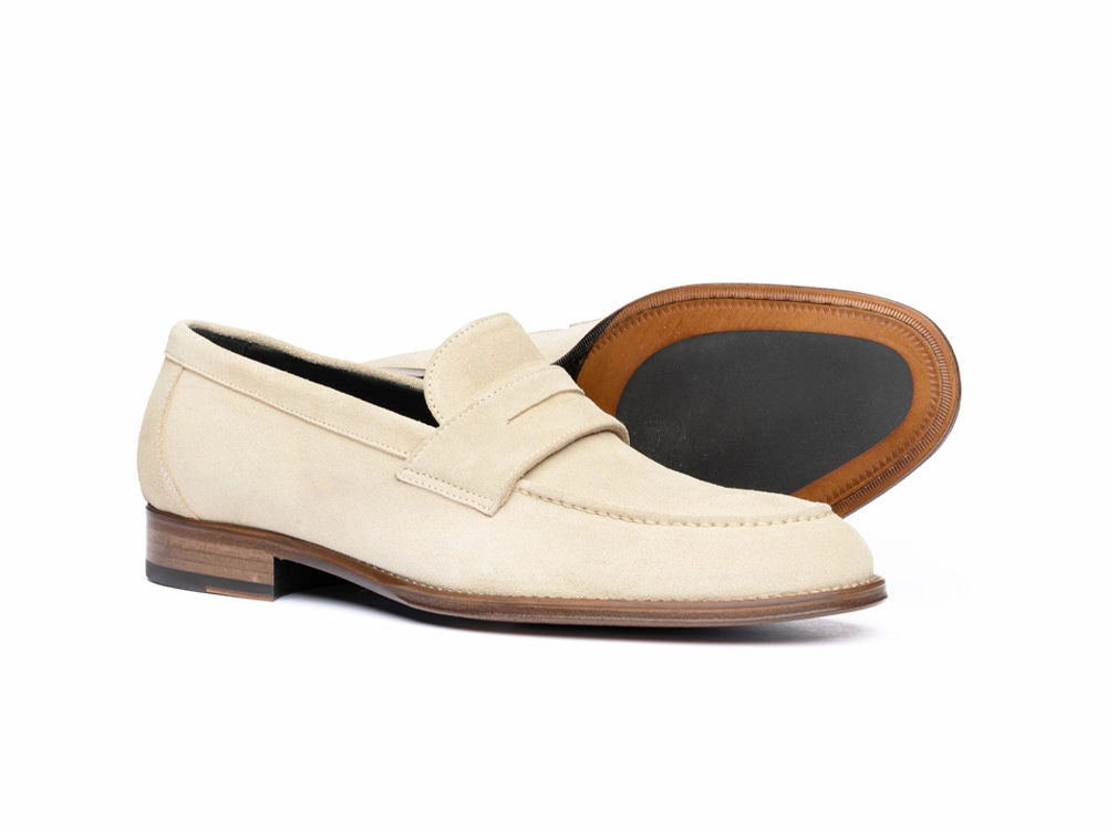 Sturdy Build Flower Walk Uliassi