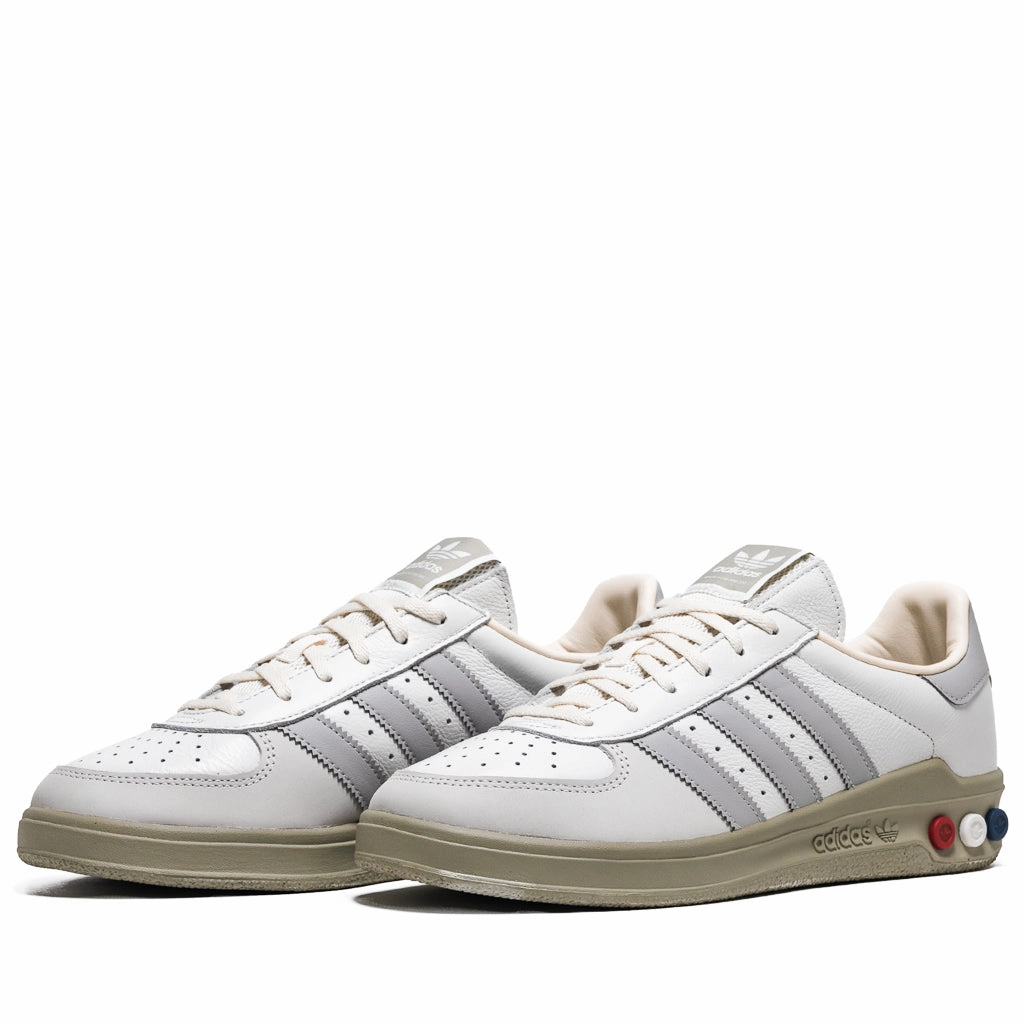 Plush comfort Adidas GS II SPZL - Crystal White/Stone