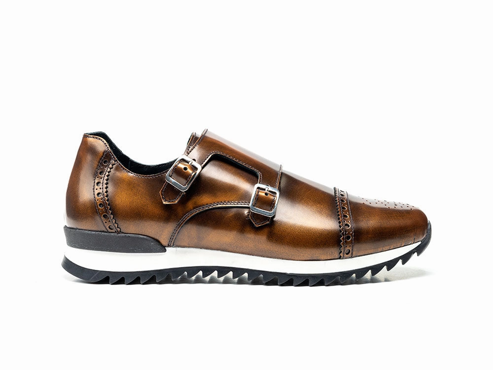 Adone Minimal Design