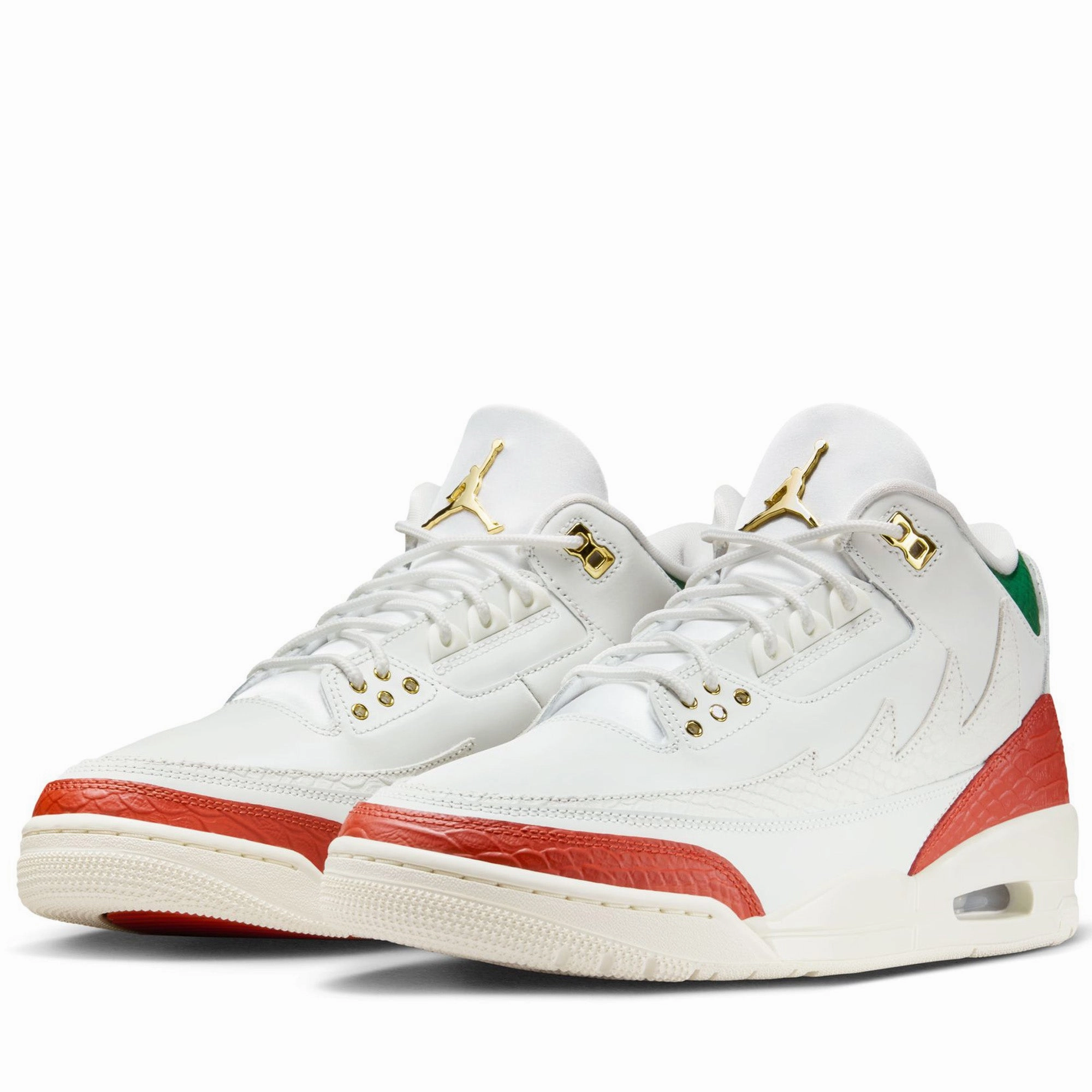 Chrome-Tanned Air Jordan 3 Retro 'El Vuelo' - Summit White/Metallic Gold