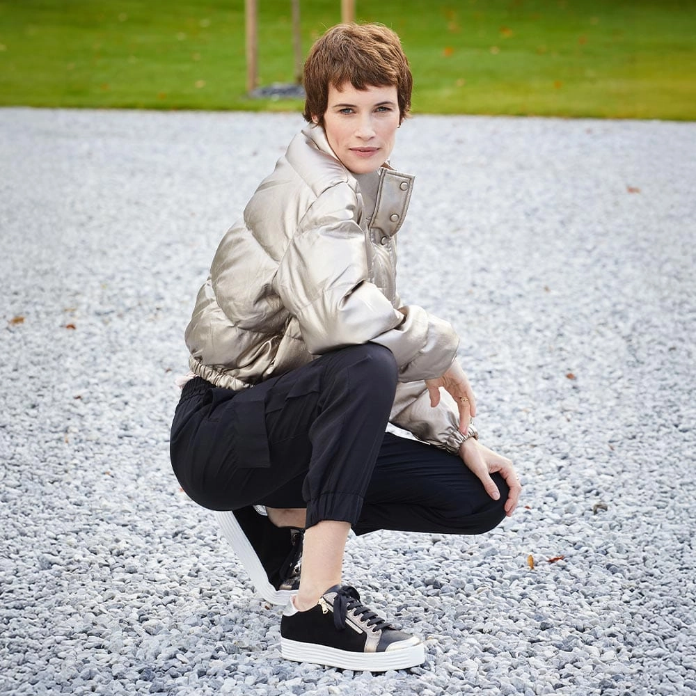 Hero: Black Leather & Metallic Supportive Fit Zero Break In Period