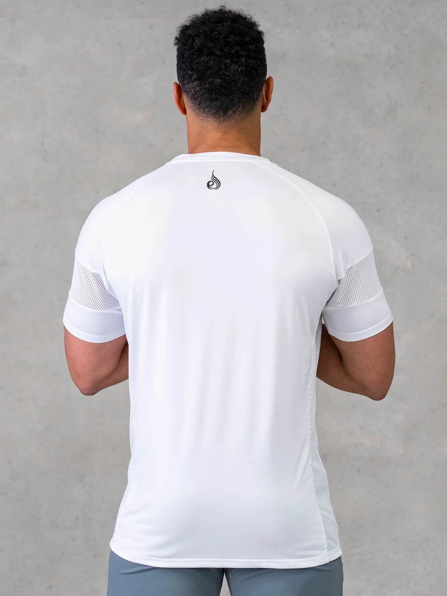DoubleLayeredKnees Anti Roll Waist System Flex Mesh T-Shirt - White