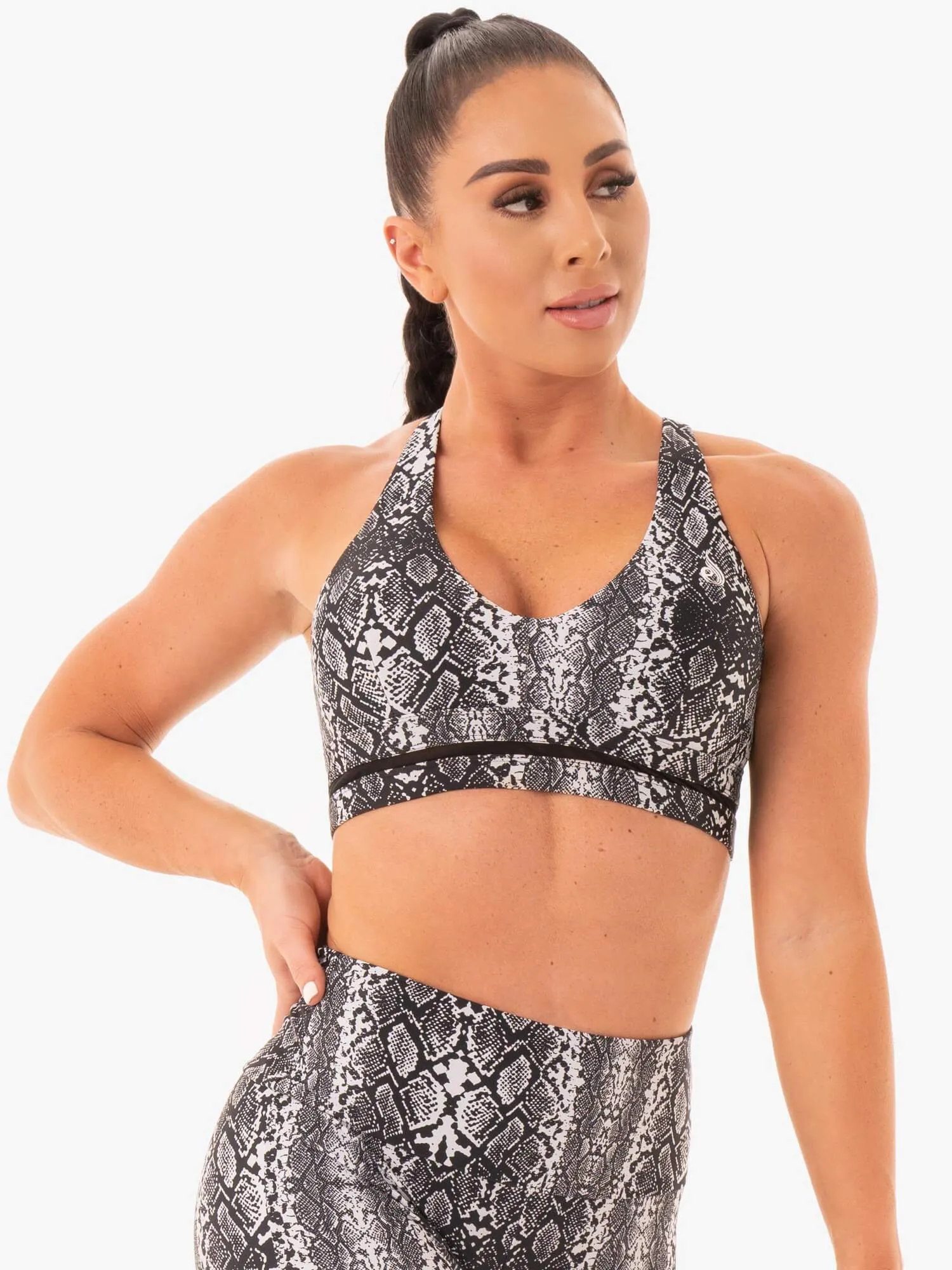 Minimalist Simple workout outfit NEM X RW Sports Bra - White Snake