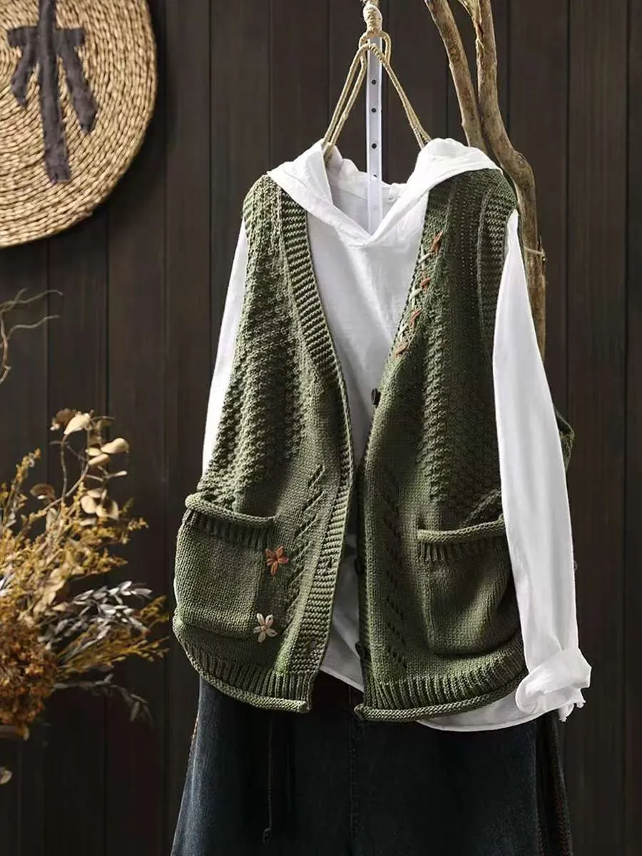 Babakud Women Autumn Embroidered Cotton Knitted Casual Vest proportion