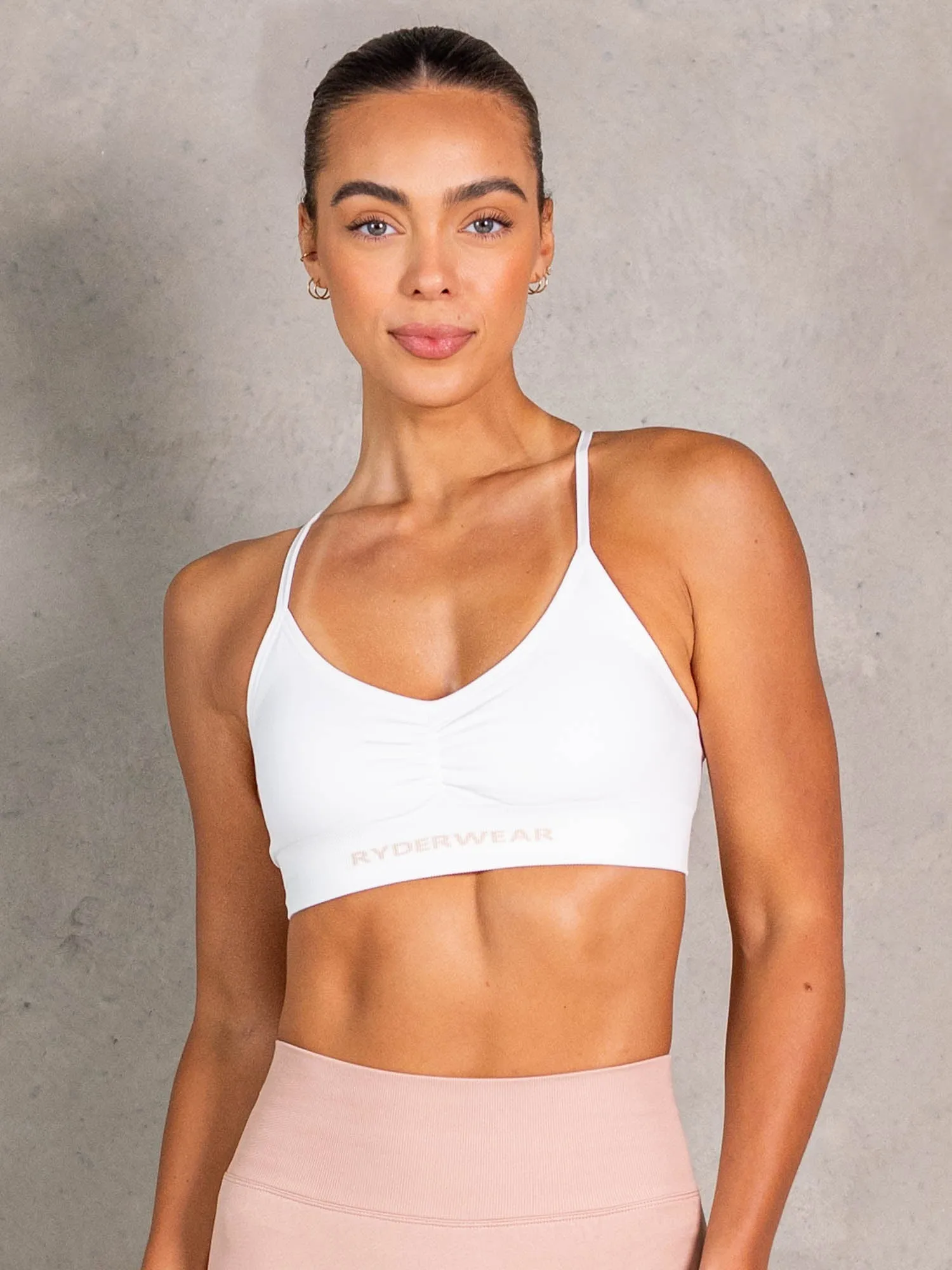 ContouredPanels NRG Seamless Sports Bra - White