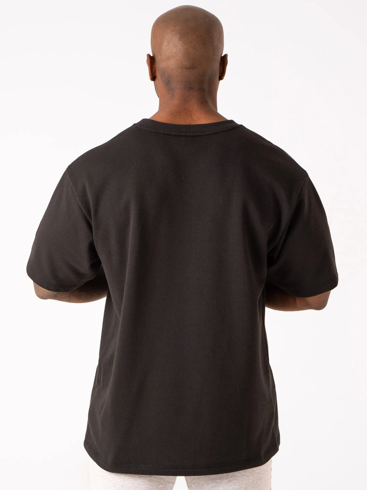 Easy Wear No Frills Fit Bonded Seam Construction Throwback Fleece Oversized T-Shirt - Black