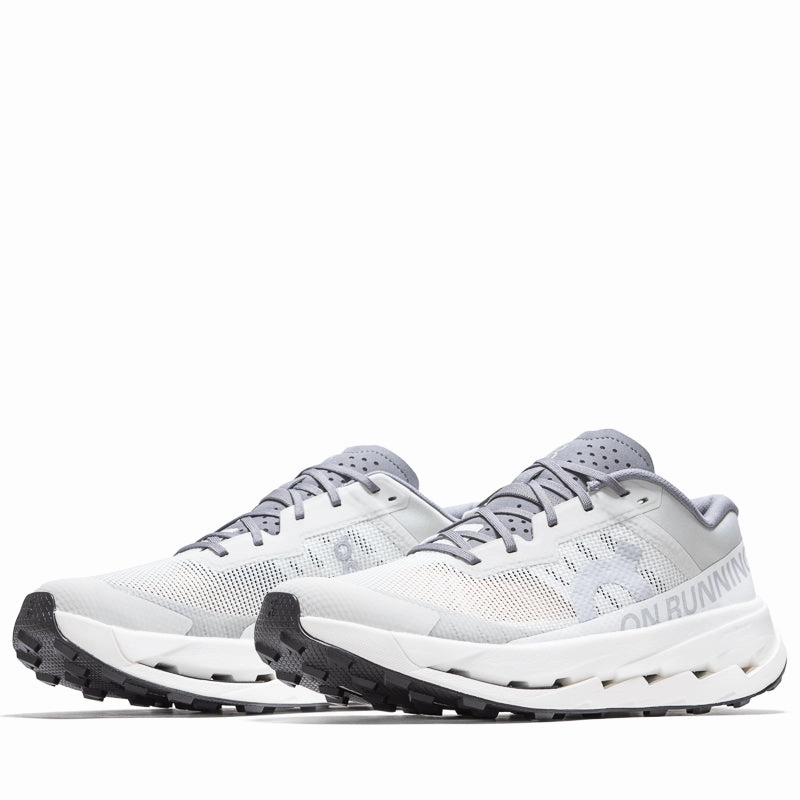 On Cloudultra 3 - Rock/White Street Pulse