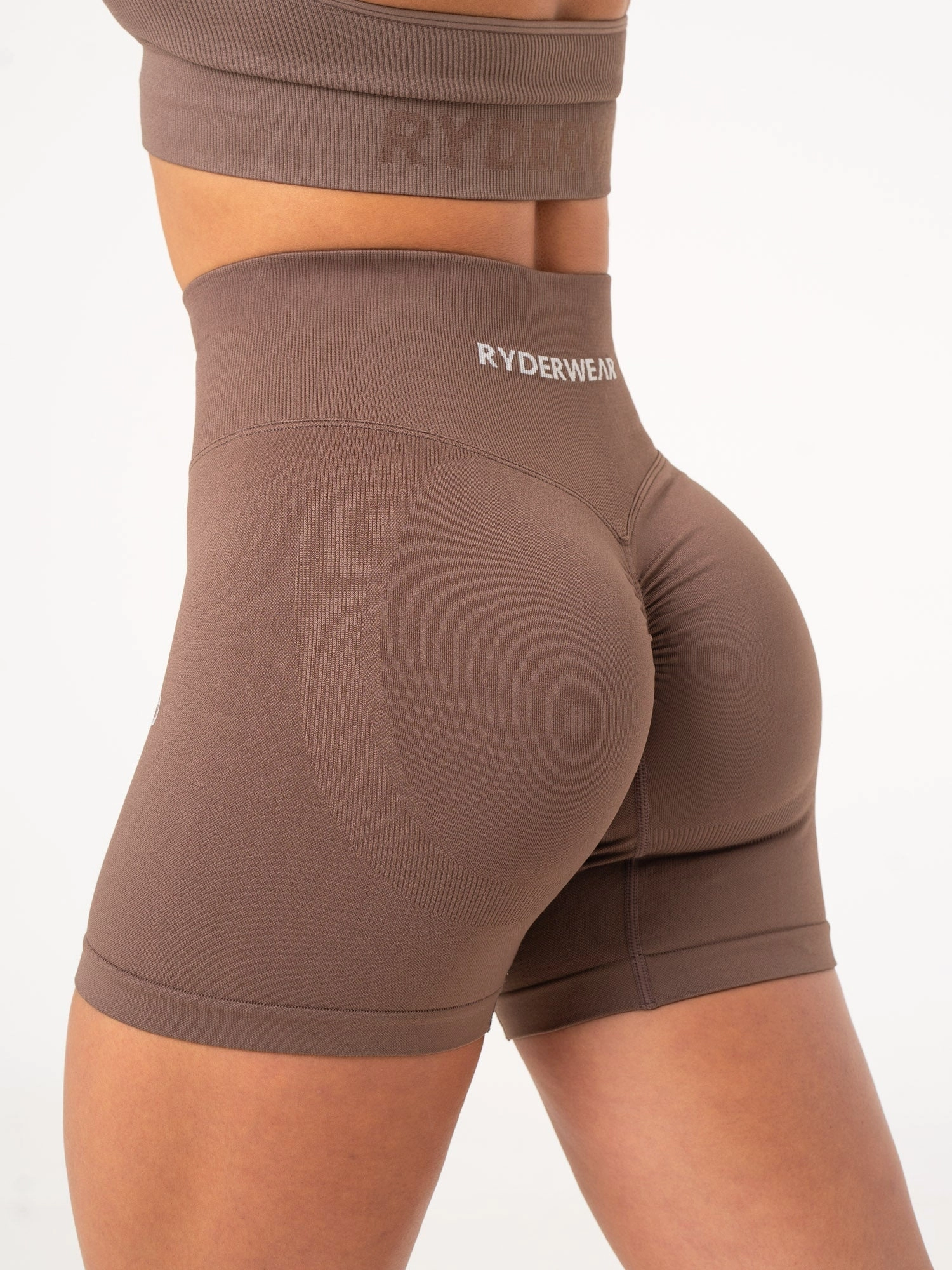 High-End Quality Anti-bacterial Lift BBL Scrunch Seamless Shorts - Espresso