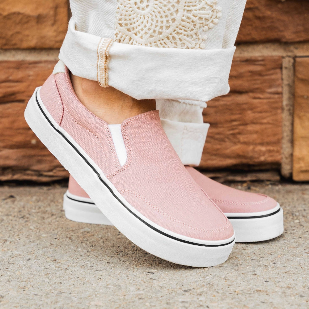 STREETSTYLE Slip-On Azalea Comfortable Footbed