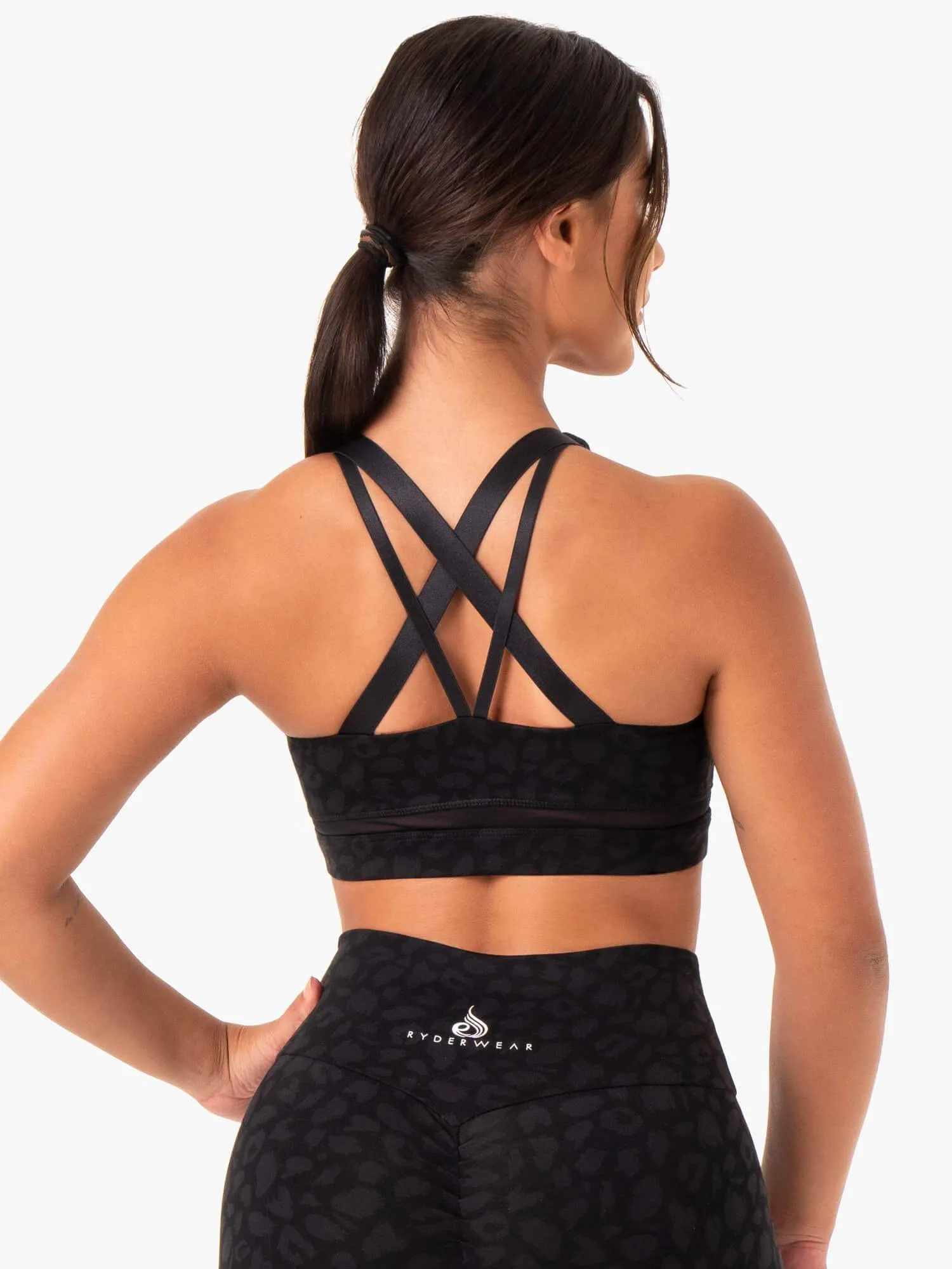 Amazon Mesh Sports Bra - Black Leopard Hook-and-eye closure water-repellent
