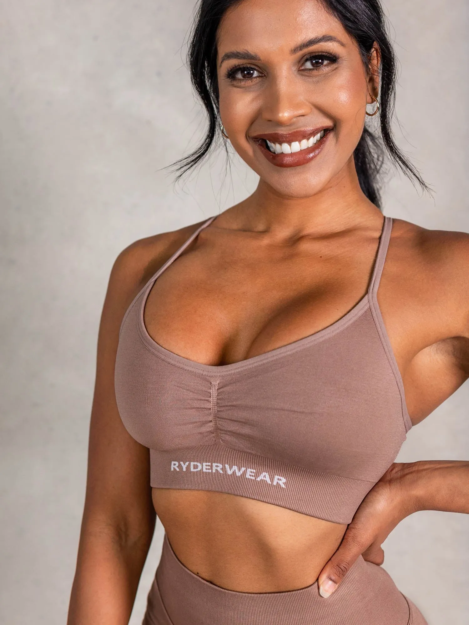 EthicallySourced Reinforced Stitching NRG Seamless Sports Bra - Almond