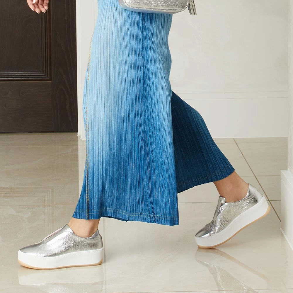 Drama: Silver Leather Endurance Run Thickened Collar