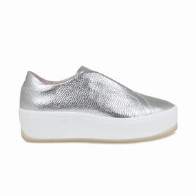 Long Day Trend Wear Drama: Silver Leather