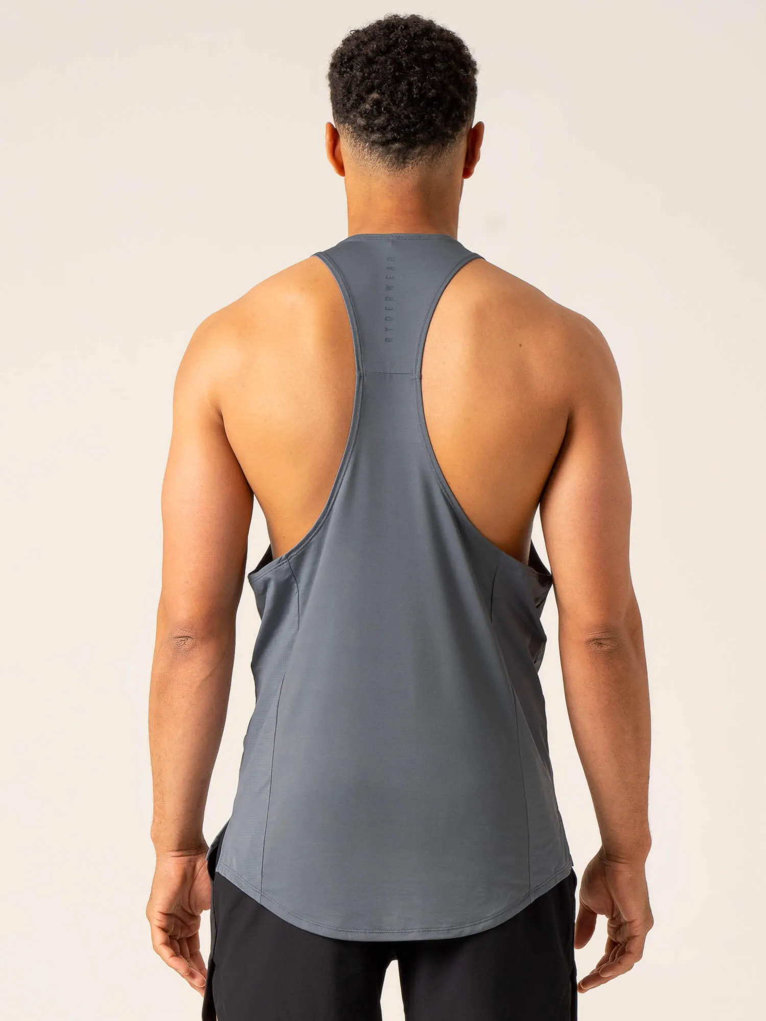 slow - speed movement Non Chafing Seams Dynamic Stringer T-Back - Petrol