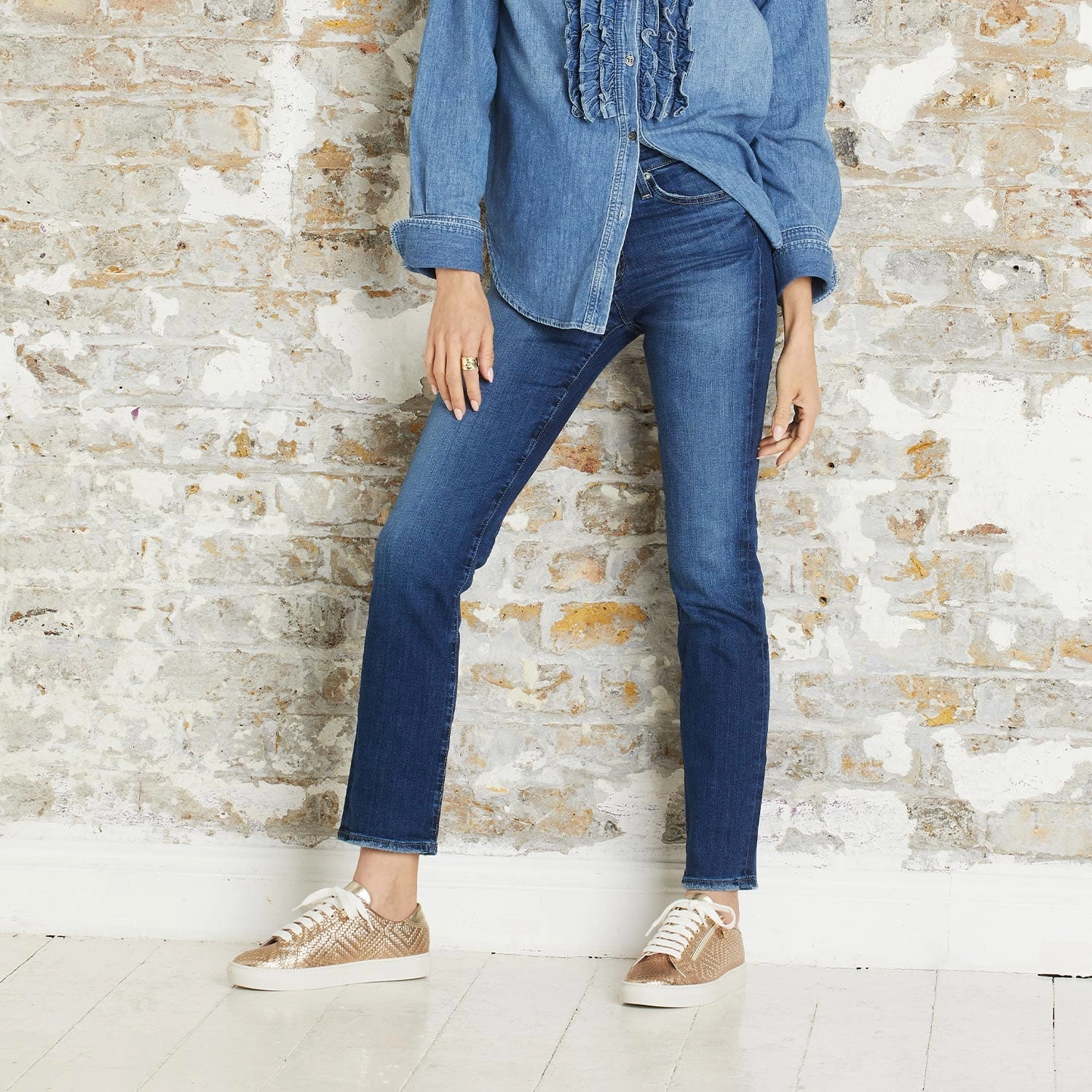 Sprint: Metallic Weave Leather Eco Friendly Manufacturing