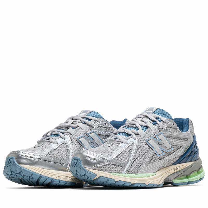 Modern New Balance 1906R - Silver Metallic/Still Water