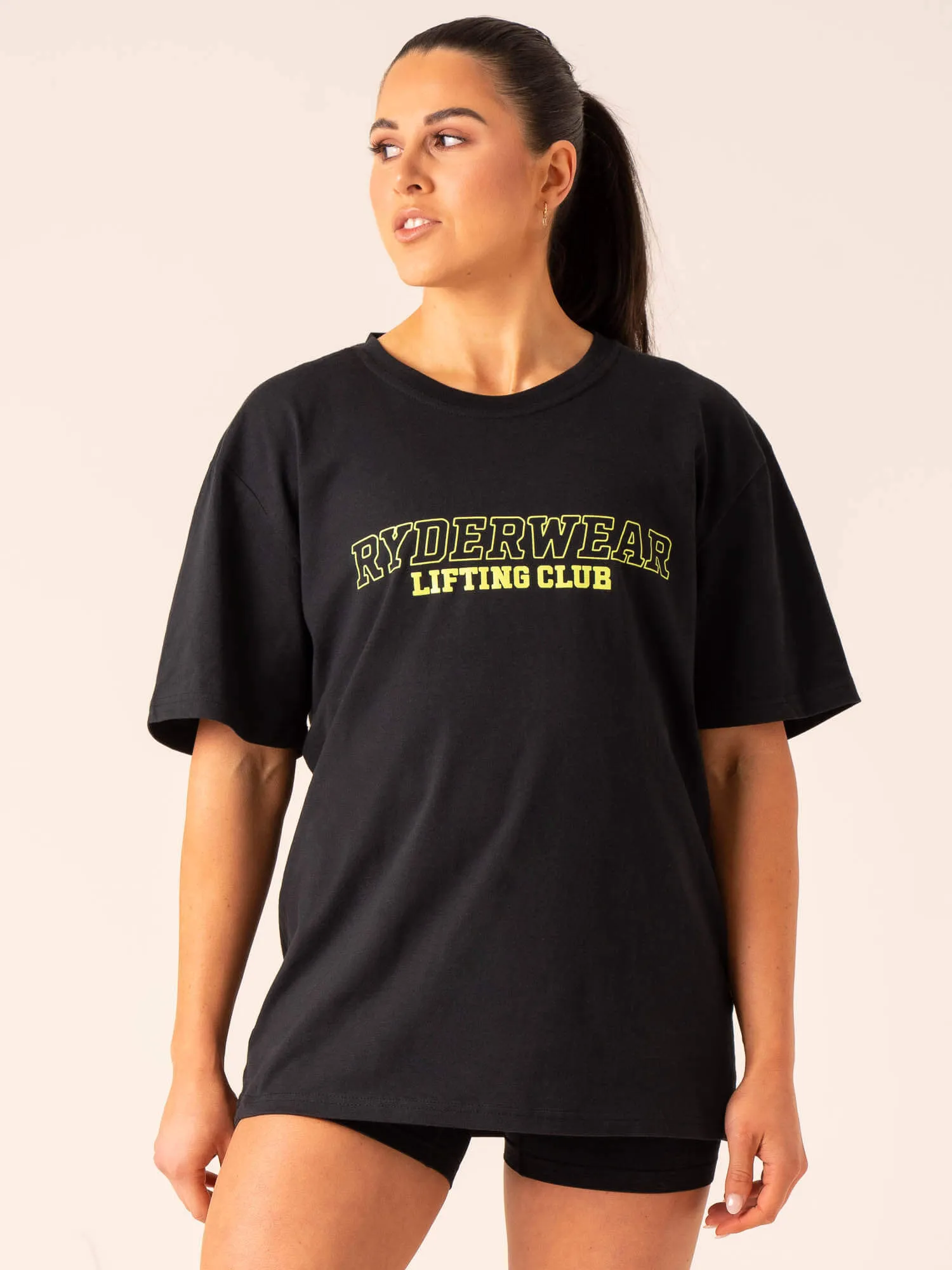 Lifting Club T-Shirt - Black MoistureWicking Casual Appeal