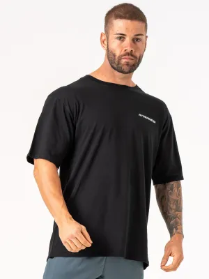 Energy Oversized T-Shirt - Black Active Style Soft Performance