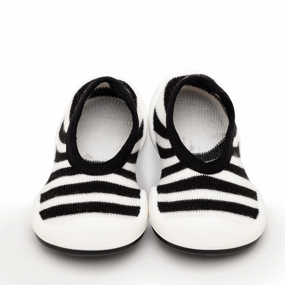 Resort Glow Alley Walk Flat - Black Stripe