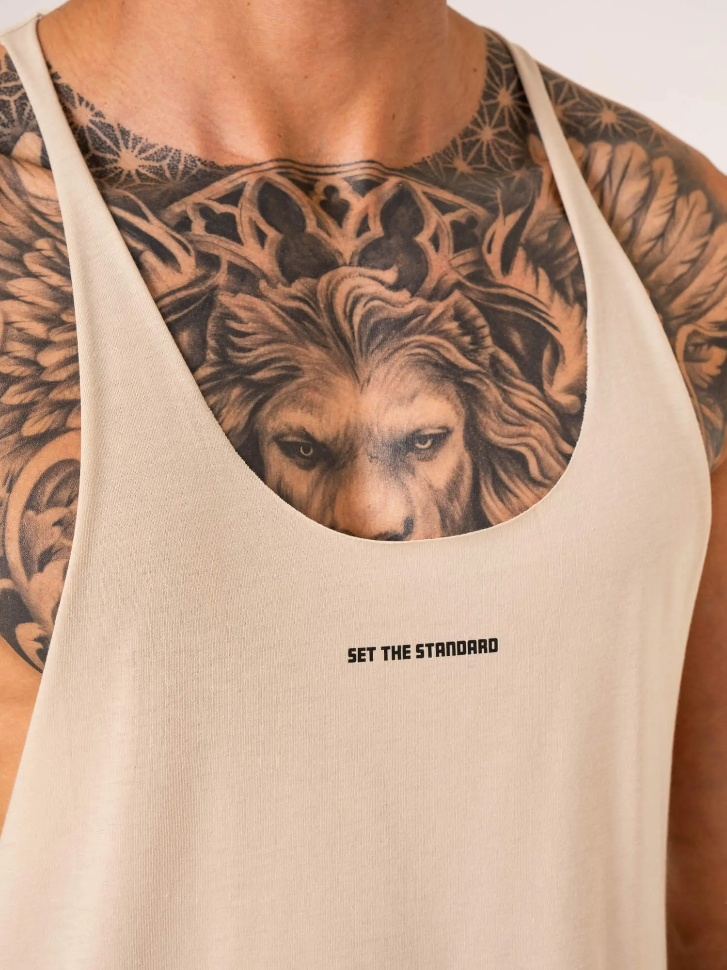 standard model Emerge Arnie T-Back - Sand