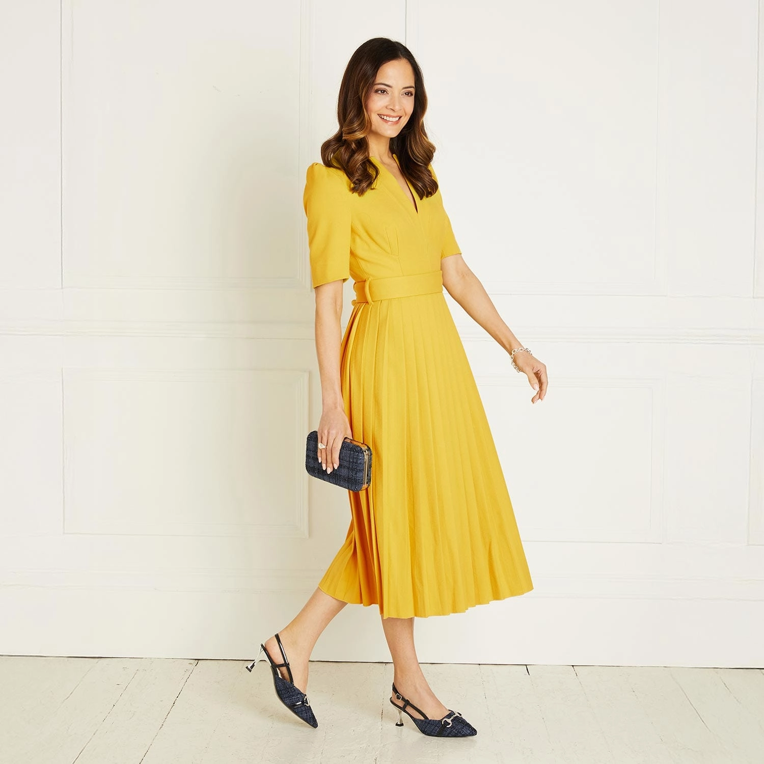 Comfortable Design Addison: Navy Tweed & Patent