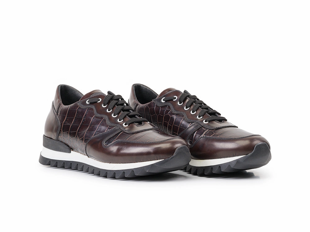 Italo Fashion Movement Stretchable Collar Design