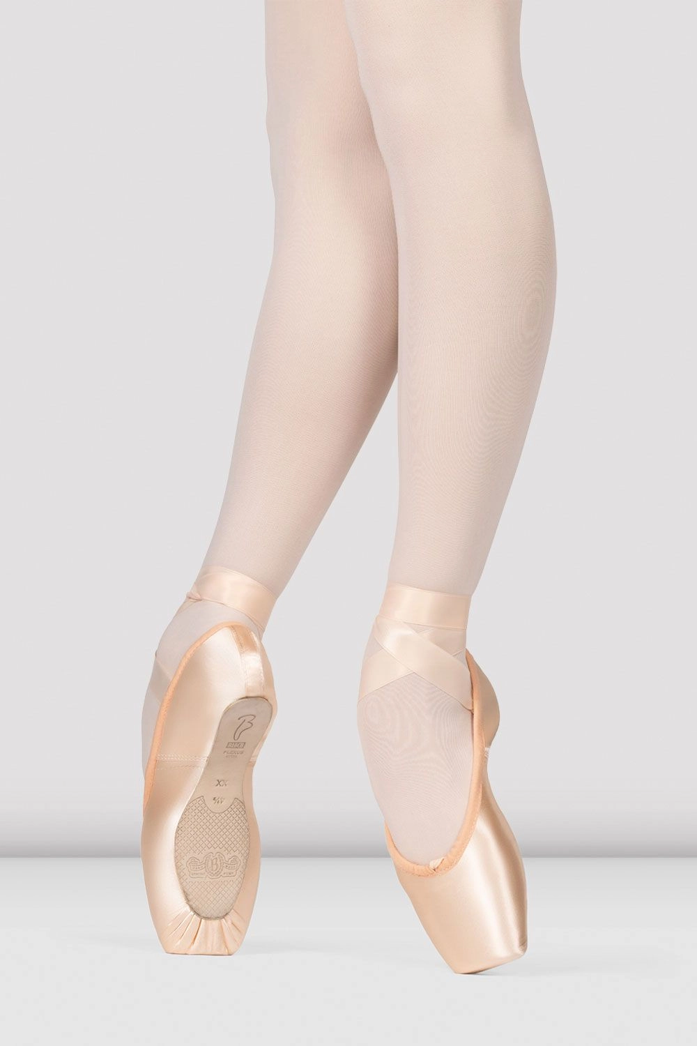 Streamlined silhouette Quick Dry Technology Flexus Kaia Pointe Shoes