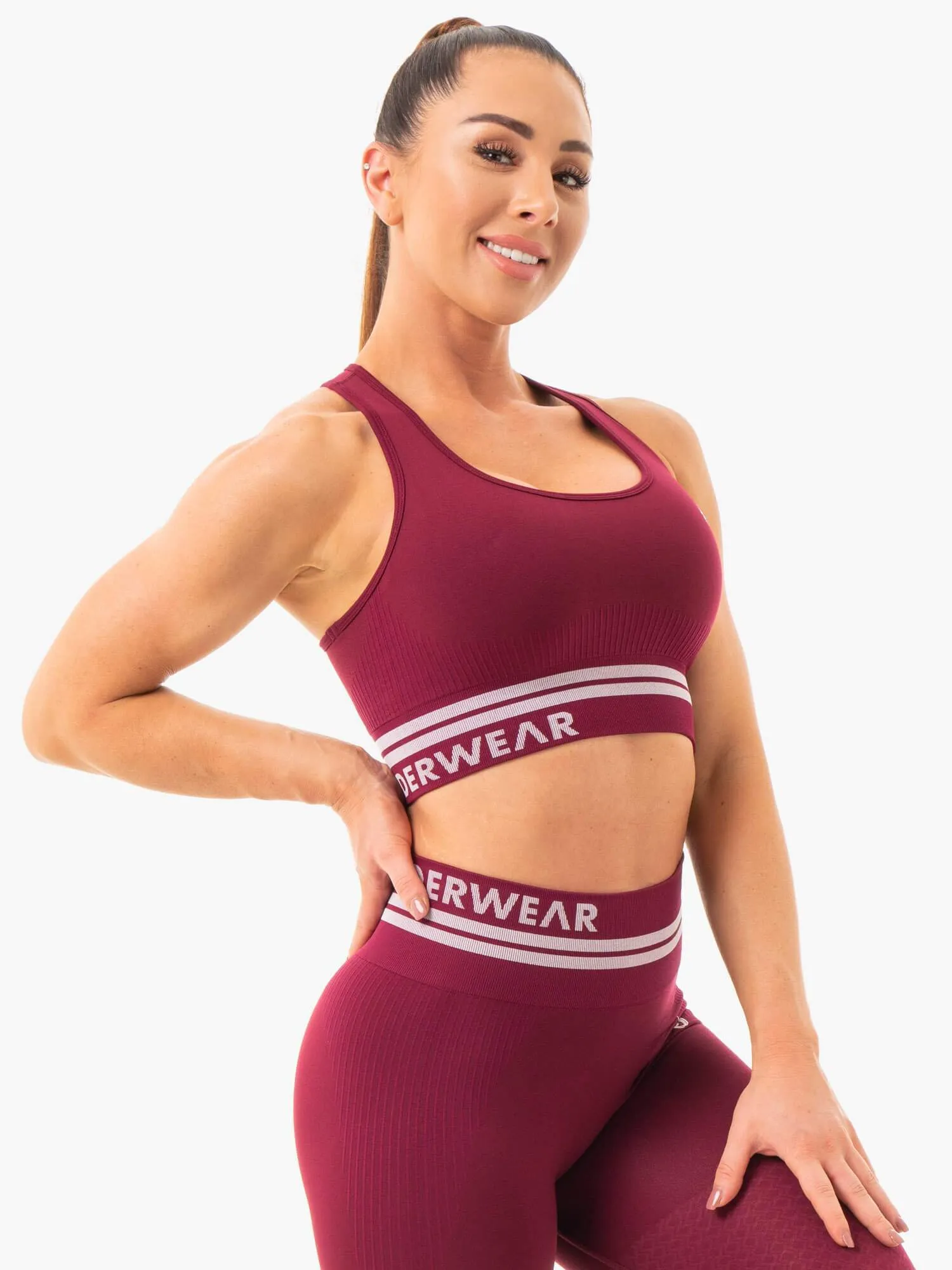 Freestyle Seamless Longline Sports Bra - Burgundy Muscle Support