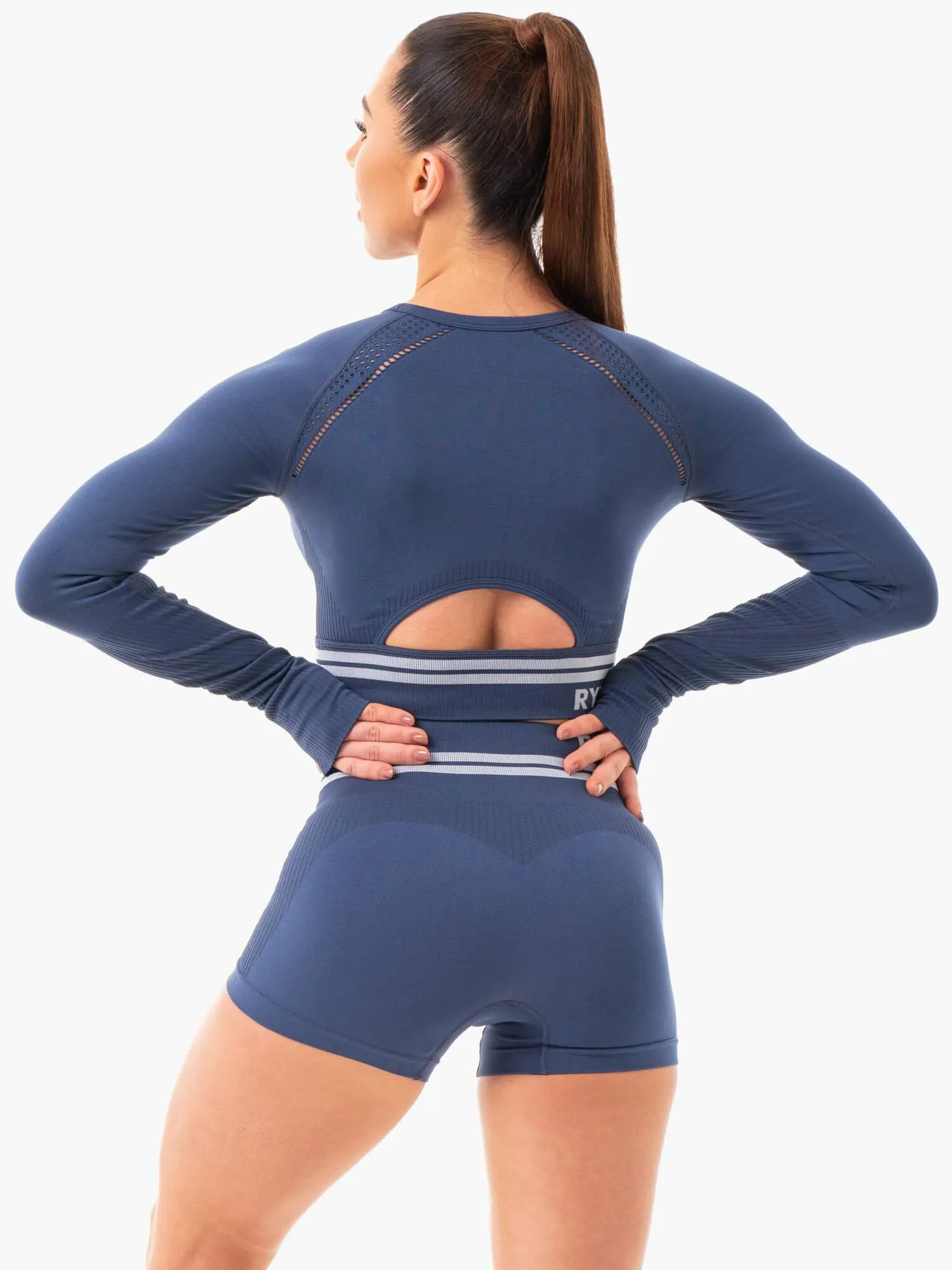 Freestyle Seamless Long Sleeve Crop - Steel Blue Versatile Design