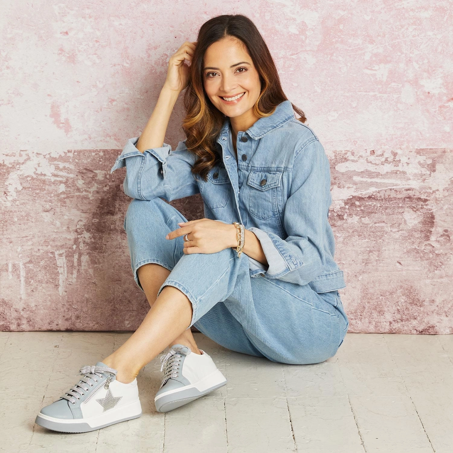 Sock Like Collar Fit Galaxy: Pale Blue & White Leather