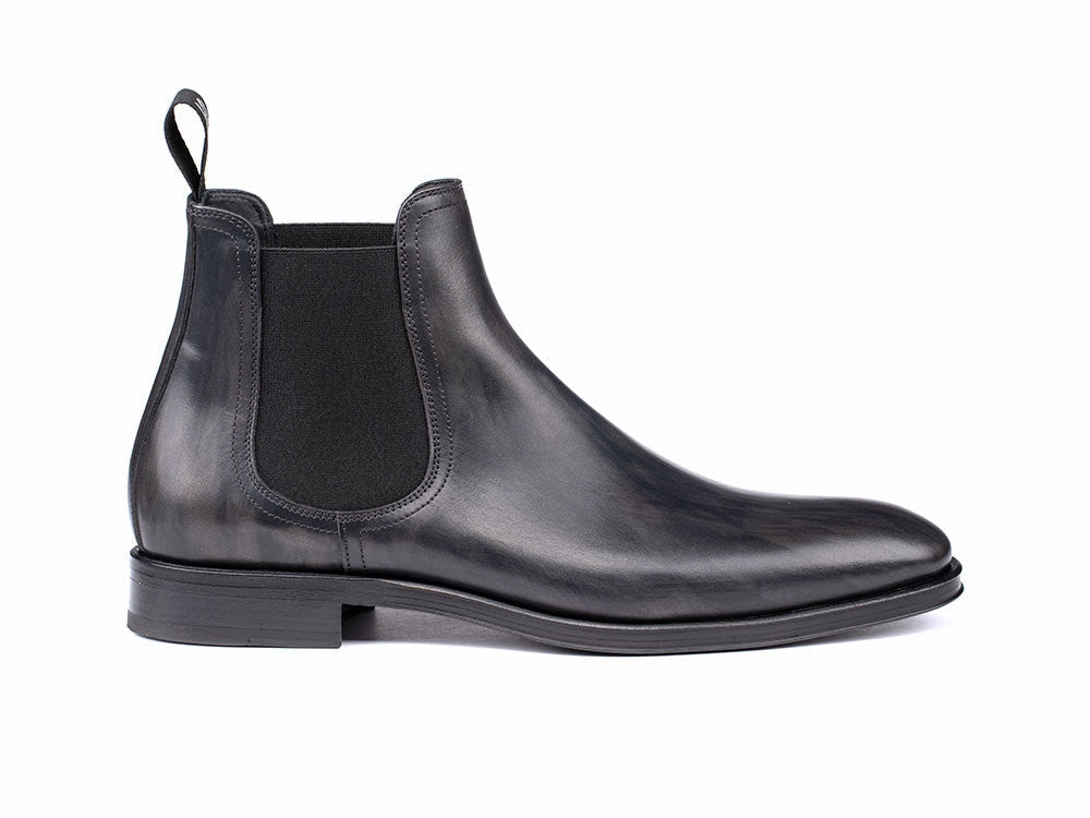 Roberto Farmer Classic Appeal