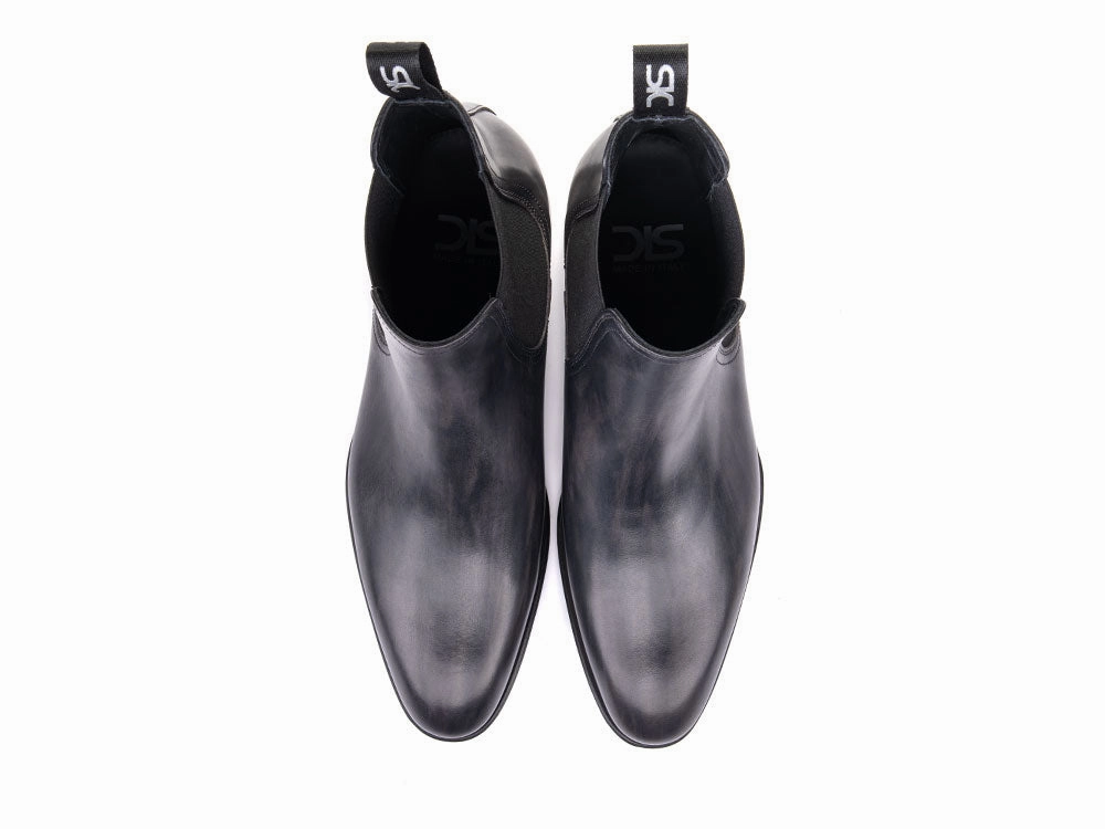 Traction Lug Pattern Smooth Entry Roberto