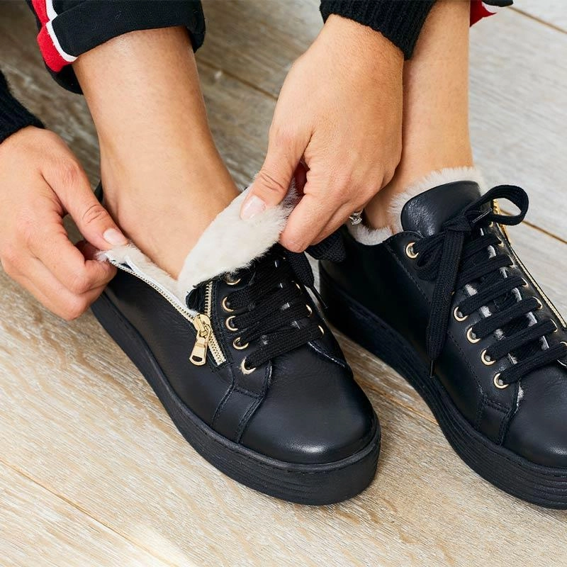 Halo: Black Leather & Shearling Vented Air Channels