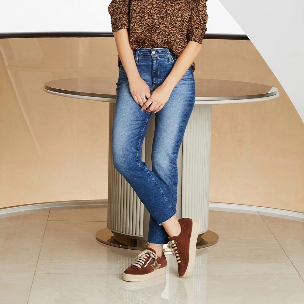 Comfort Shock Hampton Star: Chestnut Suede & Gold