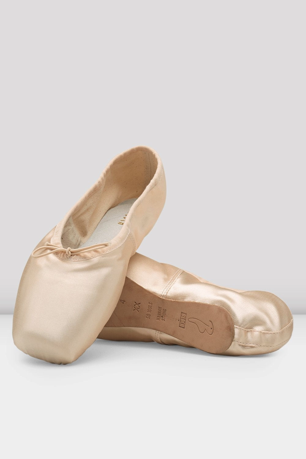 Hannah Pointe Shoes Active Wearer