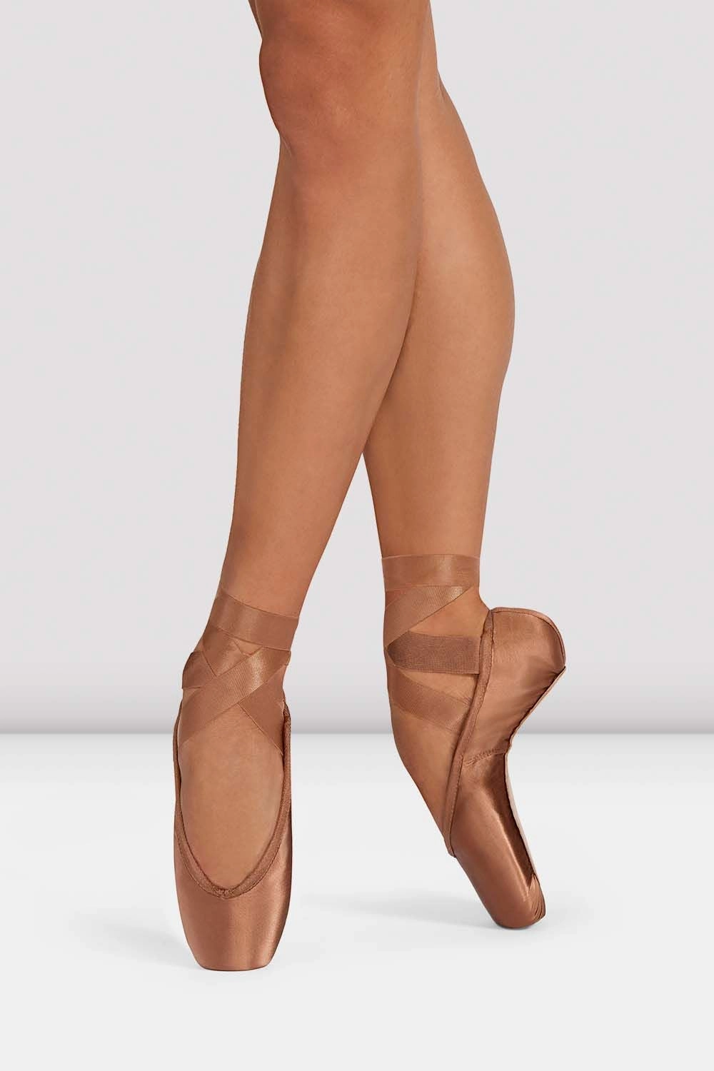 Heritage Pointe Shoes Airflow Channel Design