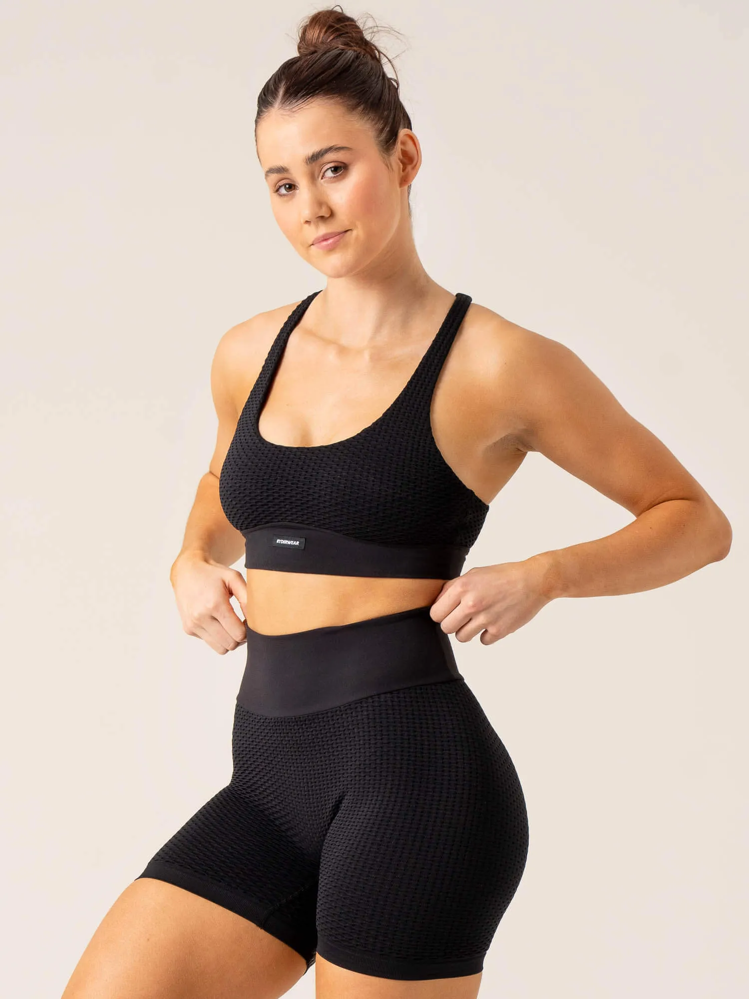 Honeycomb Seamless Sports Bra - Black Mesh workout gear Seamless Structure