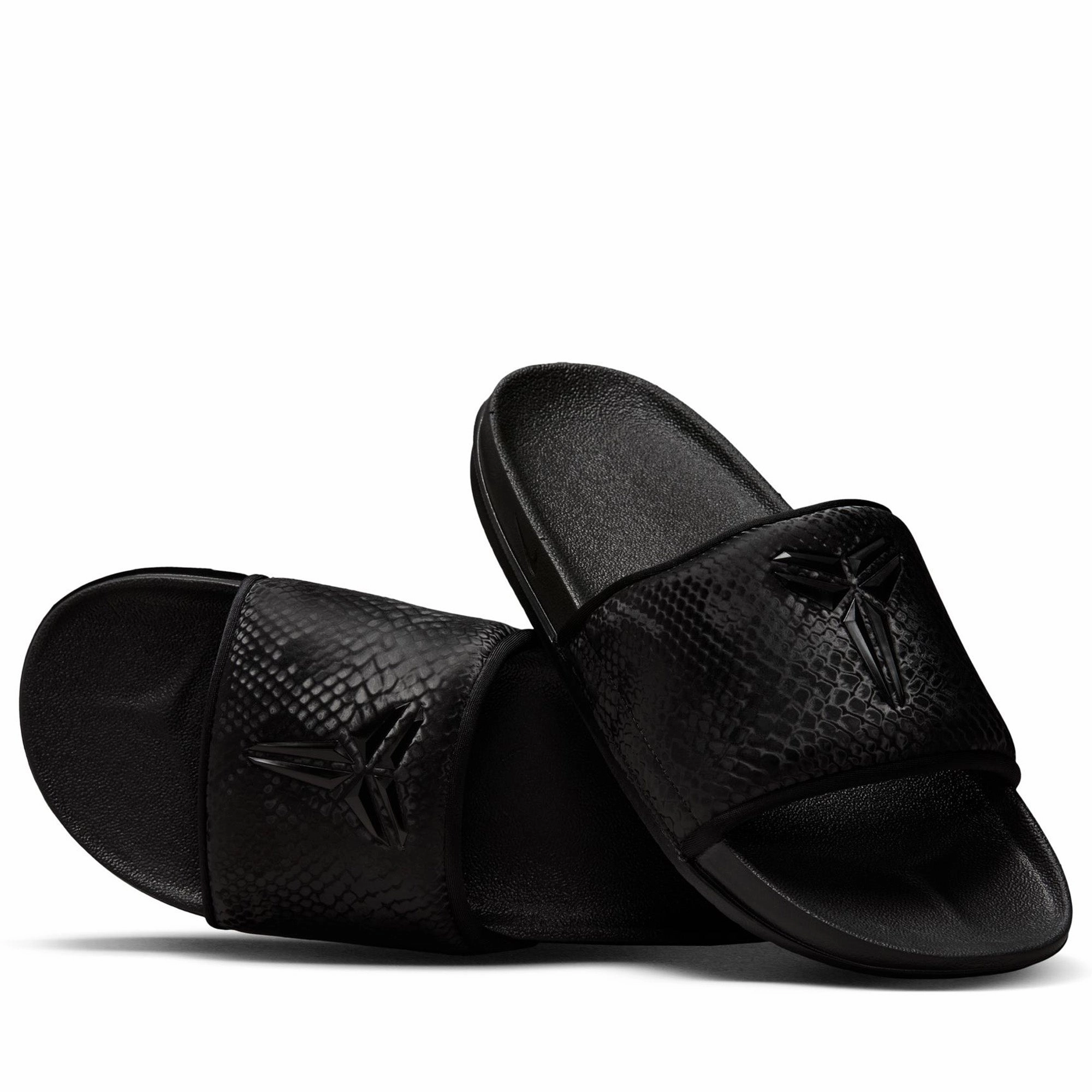 Kobe Bryant x Nike Offcourt - Black/Black Low Maintenance Walk Long