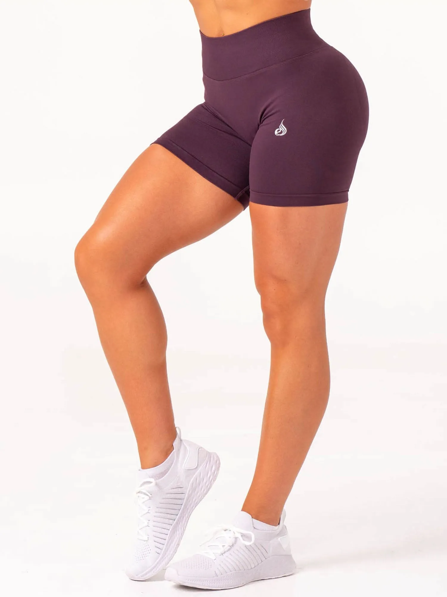 Lift Scrunch Shorts - Plum Breathable back panel