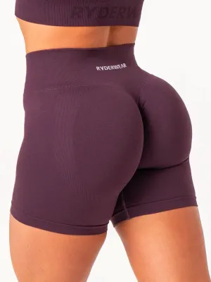 Lift Scrunch Shorts - Plum AntiPillingFinish