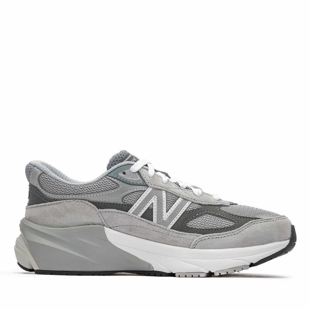 Dawn Move All Sure New Balance FuelCell 990v6 (GS) - Grey