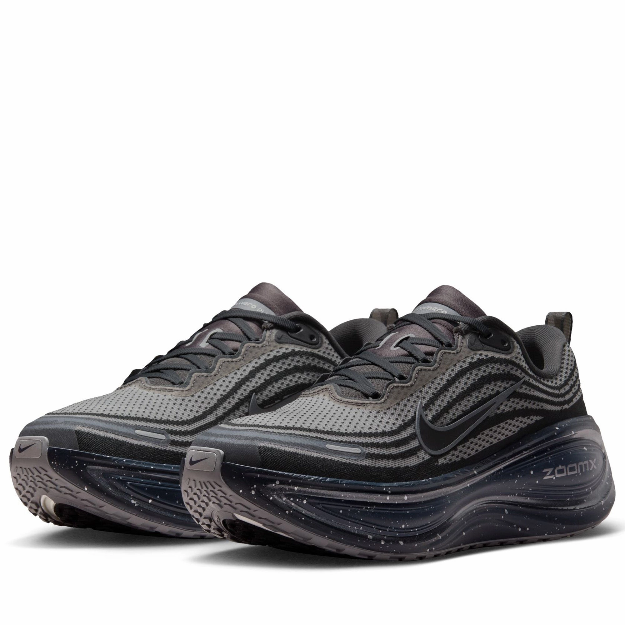 light texture Nike Vomero Plus Speckle - Anthracite/Black