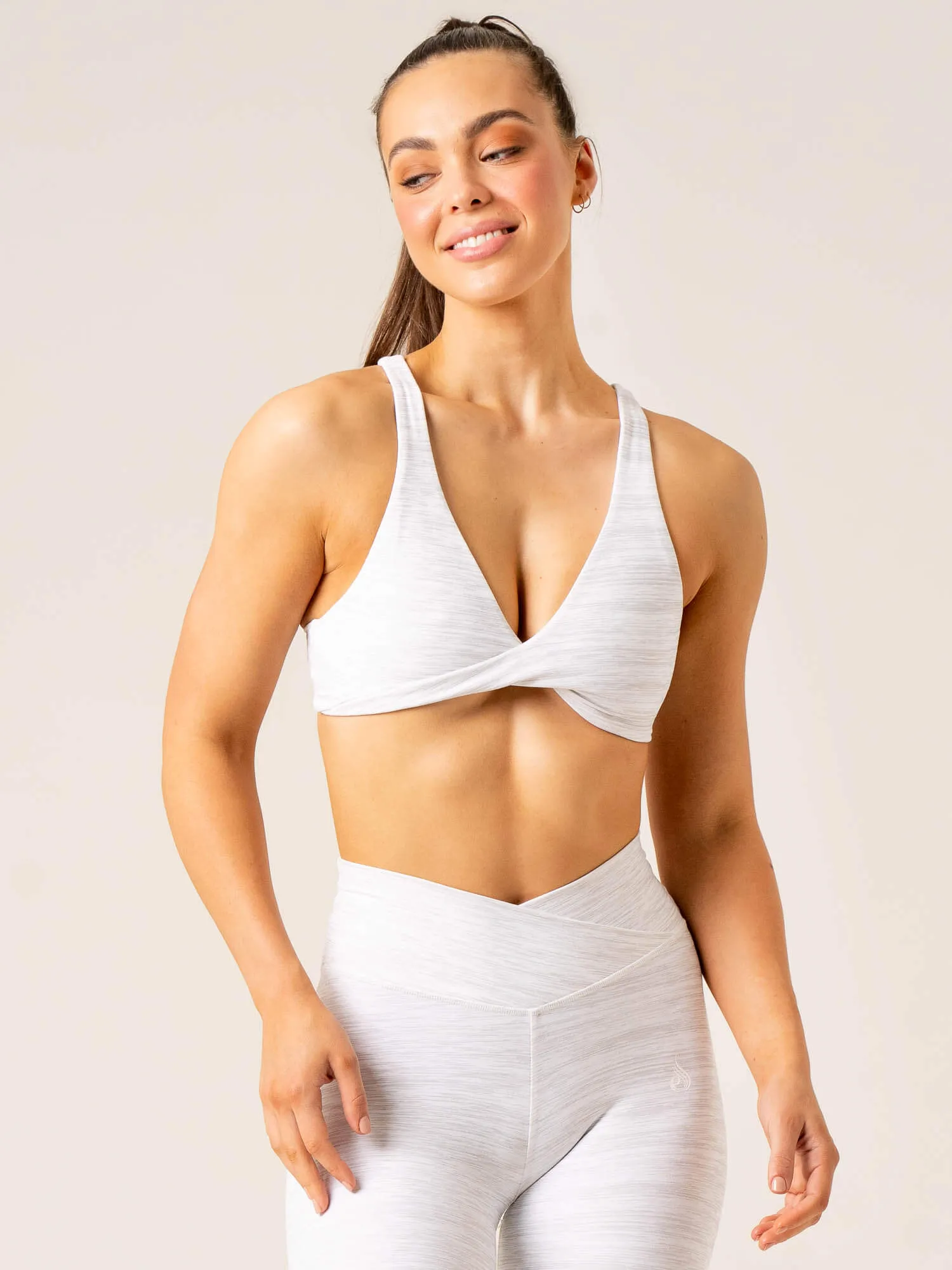 Momentum Twist Sports Bra - Snow Grey Marl Solid Comfortable Support