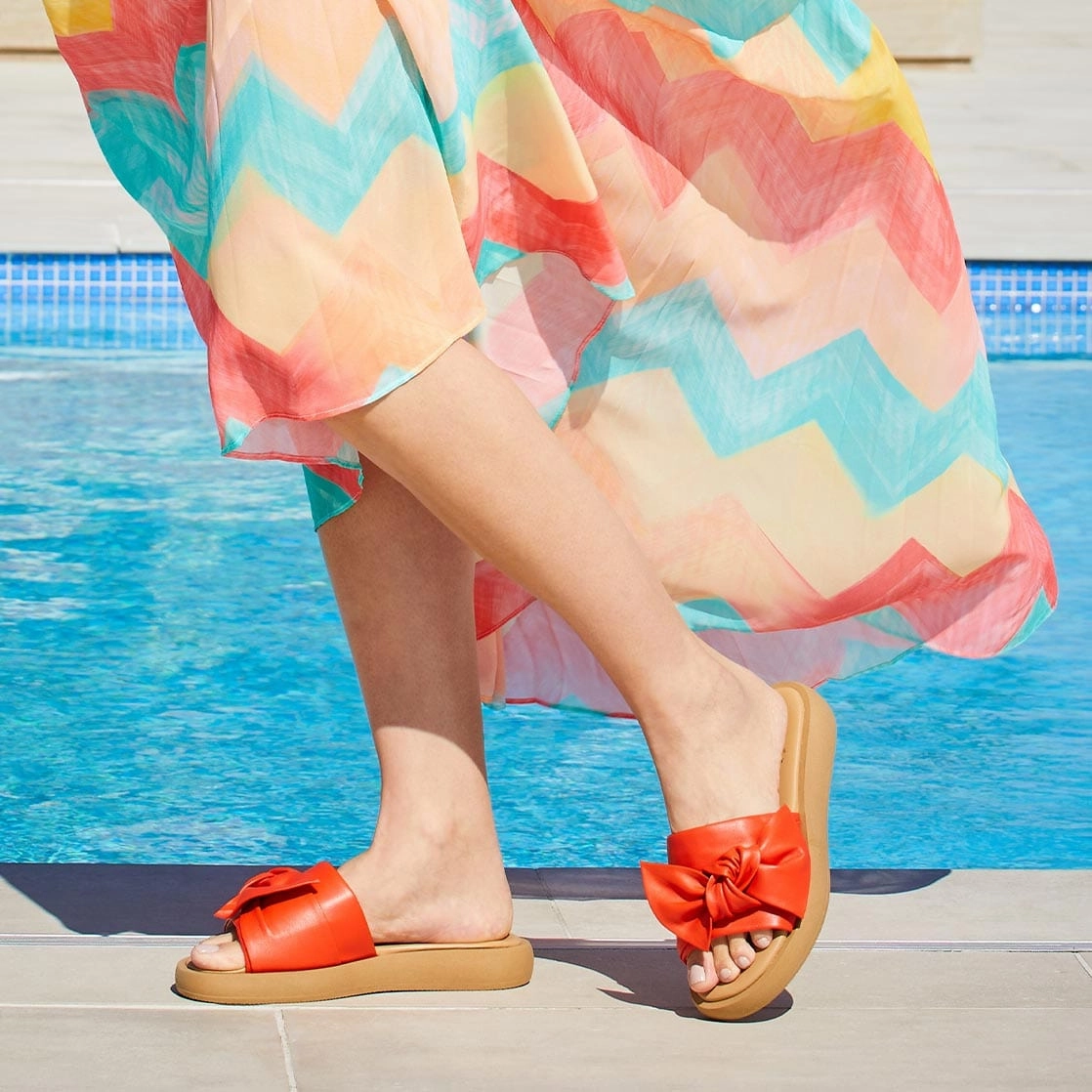 Casual Sandals for Every Day Arch Support Design Bailey: Coral Red Leather