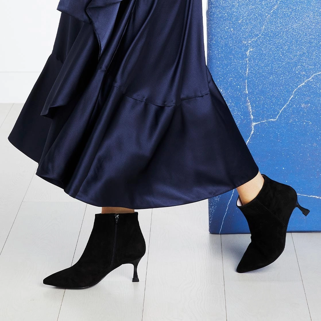 Billie: Black Suede Insulated Outdoor Explorer Rubber Sole