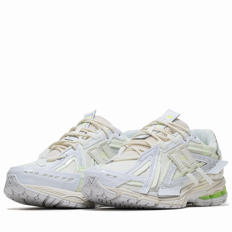 Neat Finish New Balance 1906A - White/Mint Flash