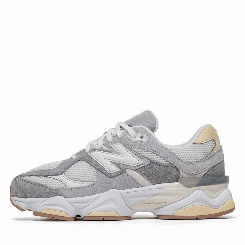 Classic Leather New Balance 9060 (GS) - Sea Salt/Raincloud
