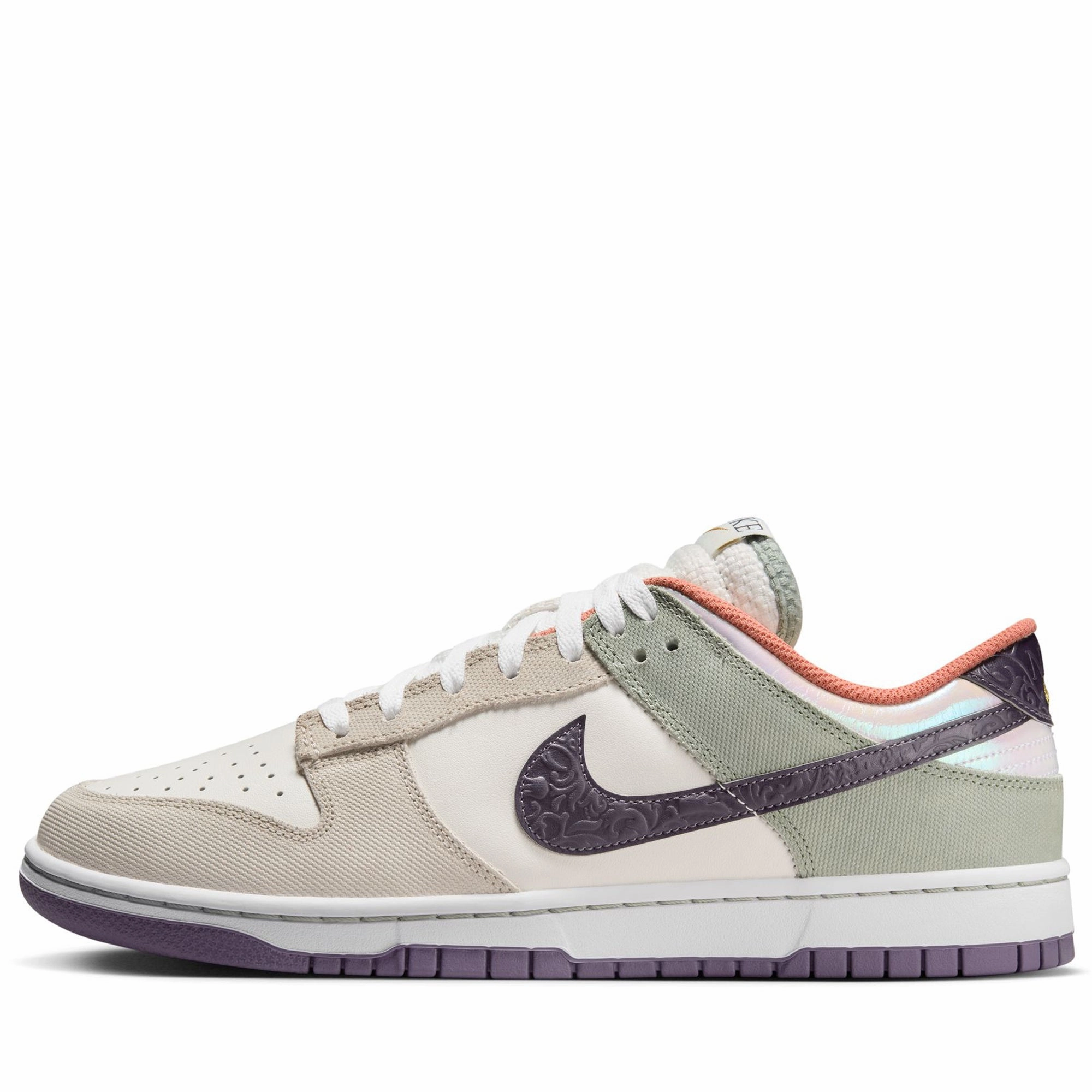 Happy Step Nike Dunk Low Retro SE 'NOLA' - Sail/Gridiron