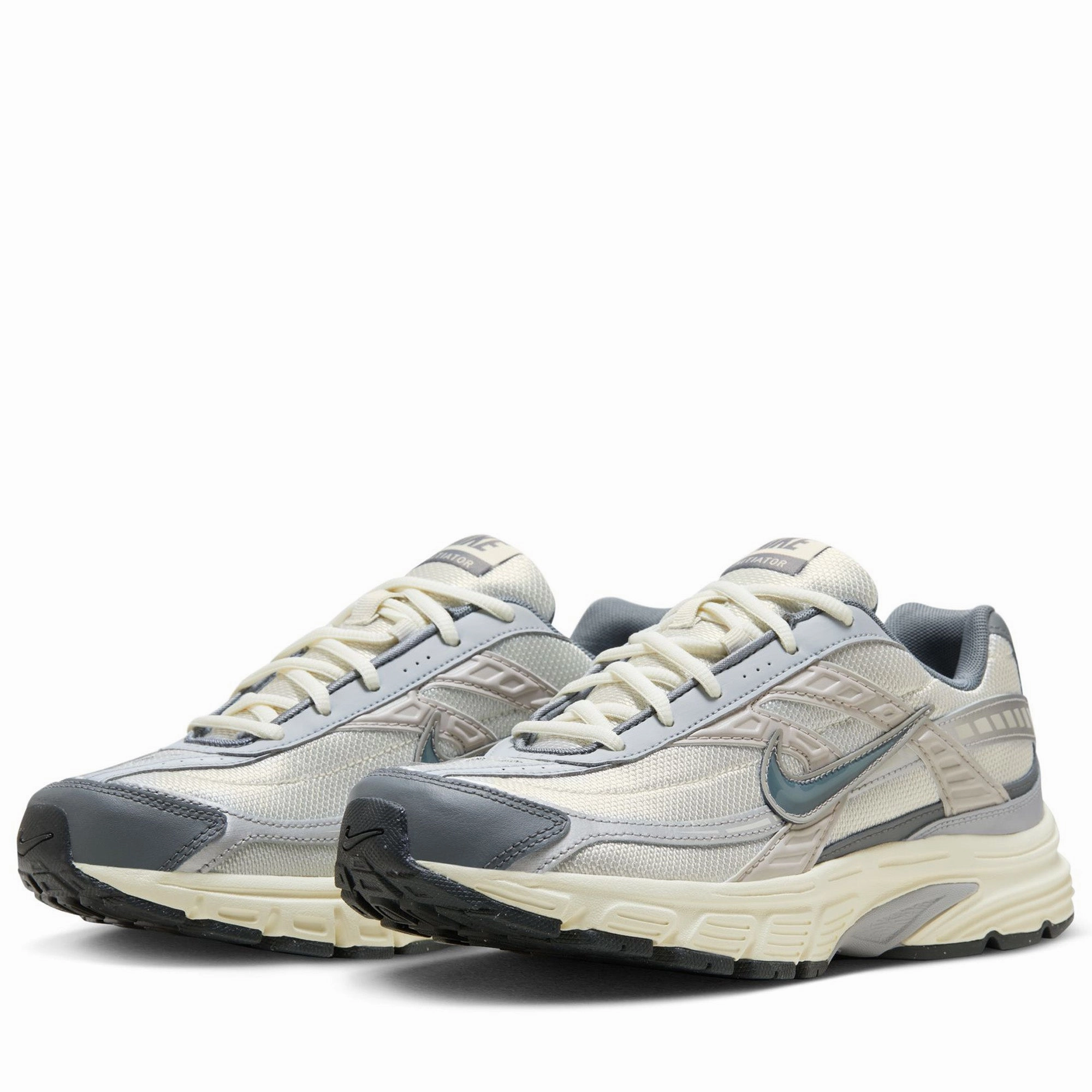 Nike Initiator - Light Bone/Smoke Grey Firm Pace Toe Guard
