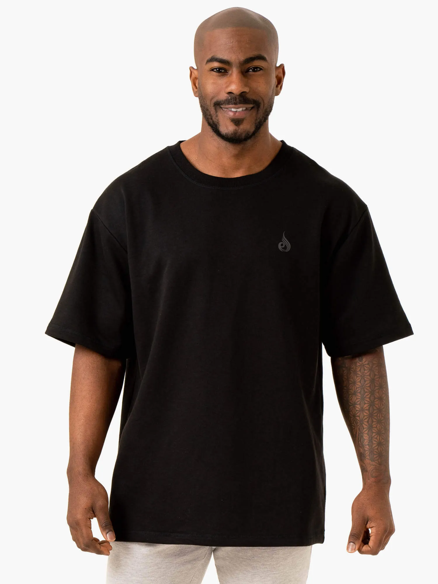 Wrinklefree No Cling Throwback Oversized Fleece T-Shirt - Black